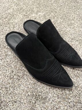 NWOT Rebecca Minkoff Black Suede Pointed-Toe Mules 9.5